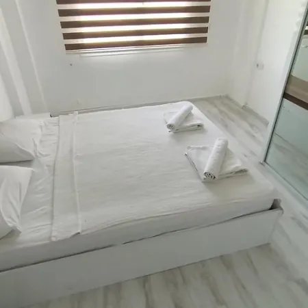 Beverly Hills Kusadası