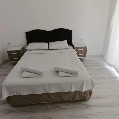 Beverly Hills * Kusadası