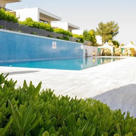 Vila Beverly Hills *